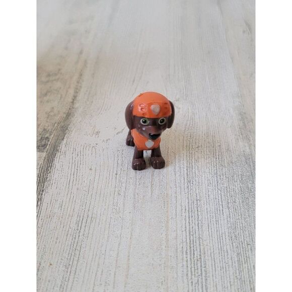 Spin Master 2017 Zuma Paw Patrol Disney Junior Pixar toy figure - Picture 1 of 5